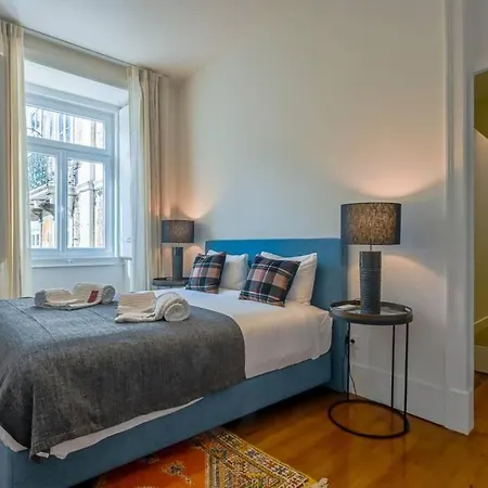 Апартаменти Myplacelisbon - Luxury Trindade Ii Лісабон